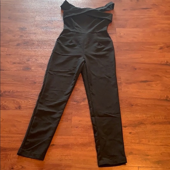 Black jumpsuit - Picture 2 of 6